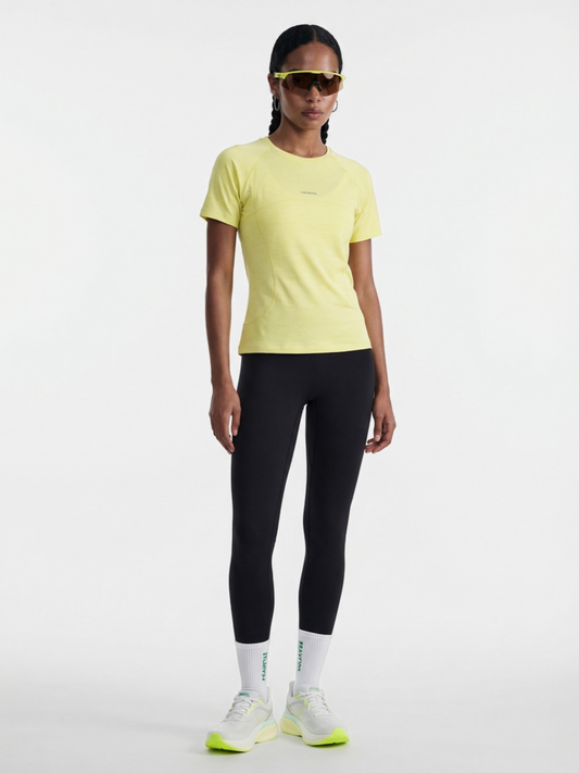 Vertical – Leichtes, atmungsaktives und figurbetontes Damen-Sport-T-Shirt
