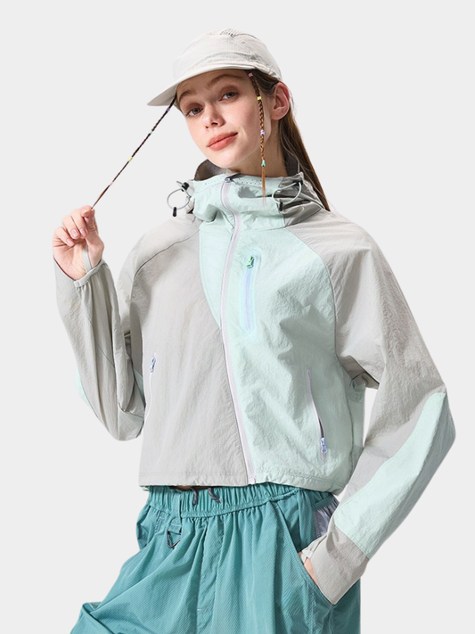 FrostFold - Kurz geschnittene UPF50+ Sonnen-Schutzjacke mit Kapuze für Damen