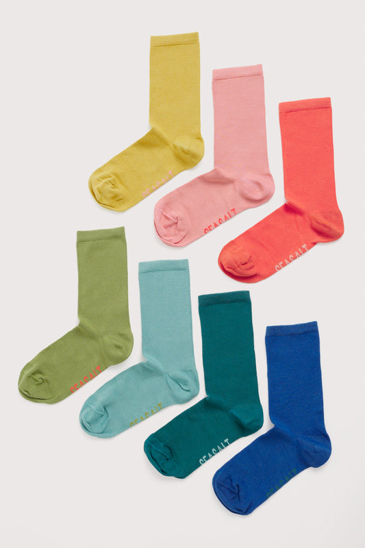 Geschenkbox mit 7 Paar einfarbigen Arty-Socken für Damen