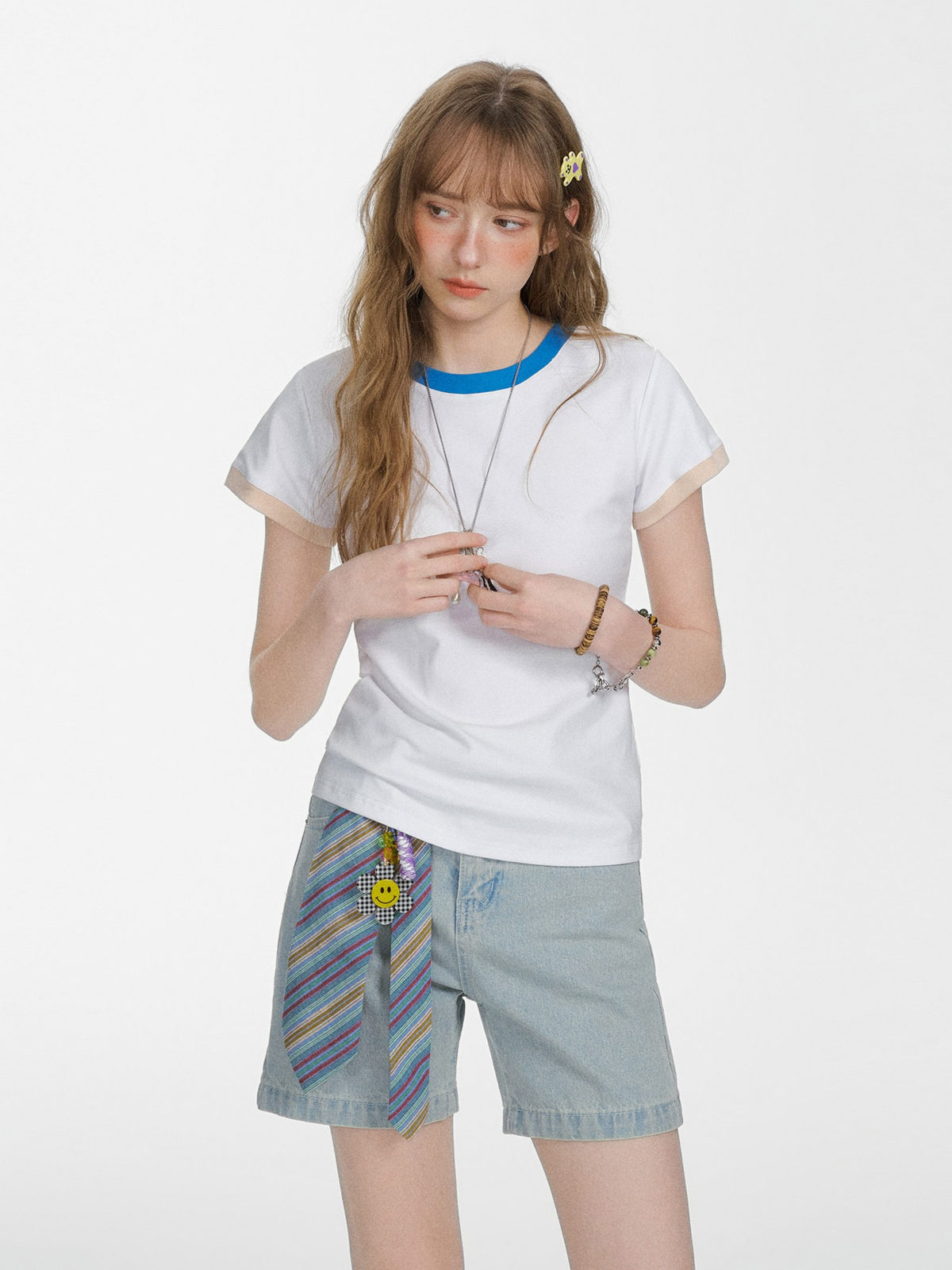 Aquaflow – Damen-T-Shirt in verkürzter Passform mit Color-Block-Design