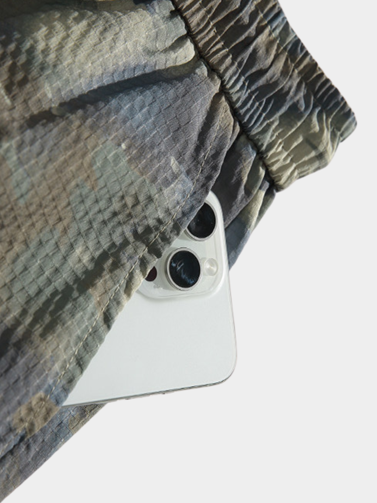 OwlCliff – Wasserabweisende Triple-Protection Cargo-Hose mit Camo-Muster