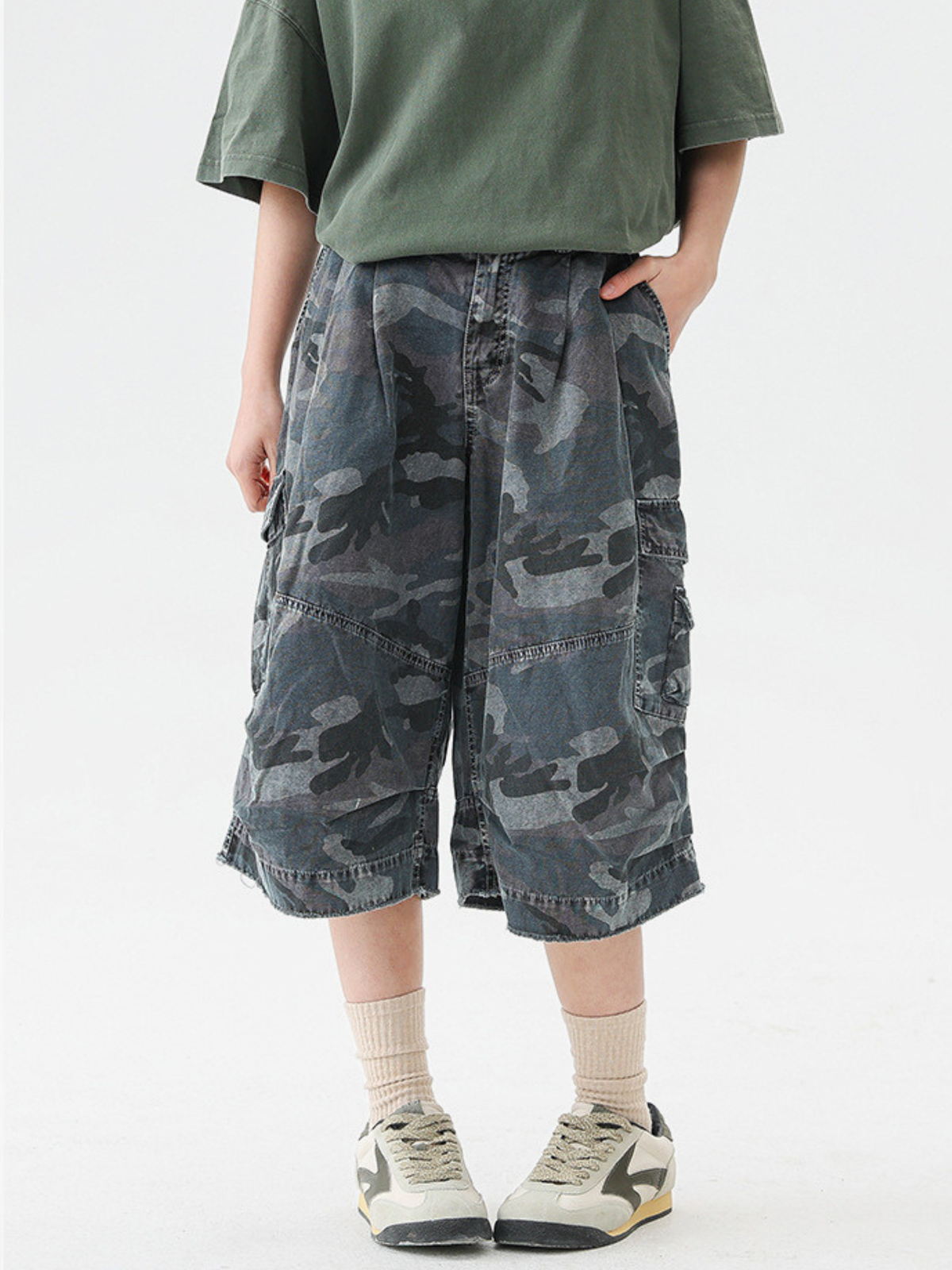 CampShell - Camouflage-Shorts mit vielen Taschen im Relaxed Fit