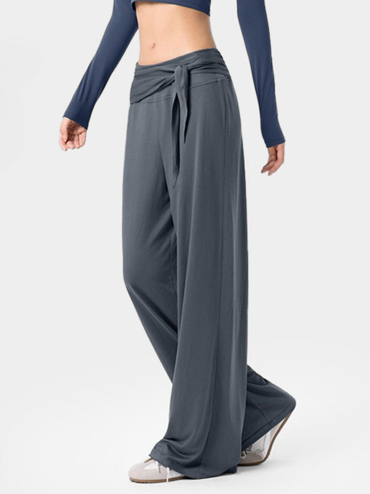 EchoCrest – Atmungsaktive Weite Damenhose mit abnehmbarem Gürtel