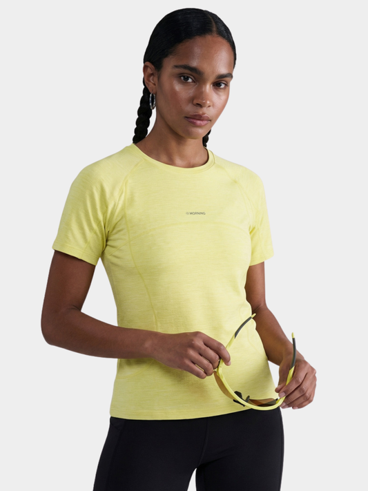 Vertical – Leichtes, atmungsaktives und figurbetontes Damen-Sport-T-Shirt