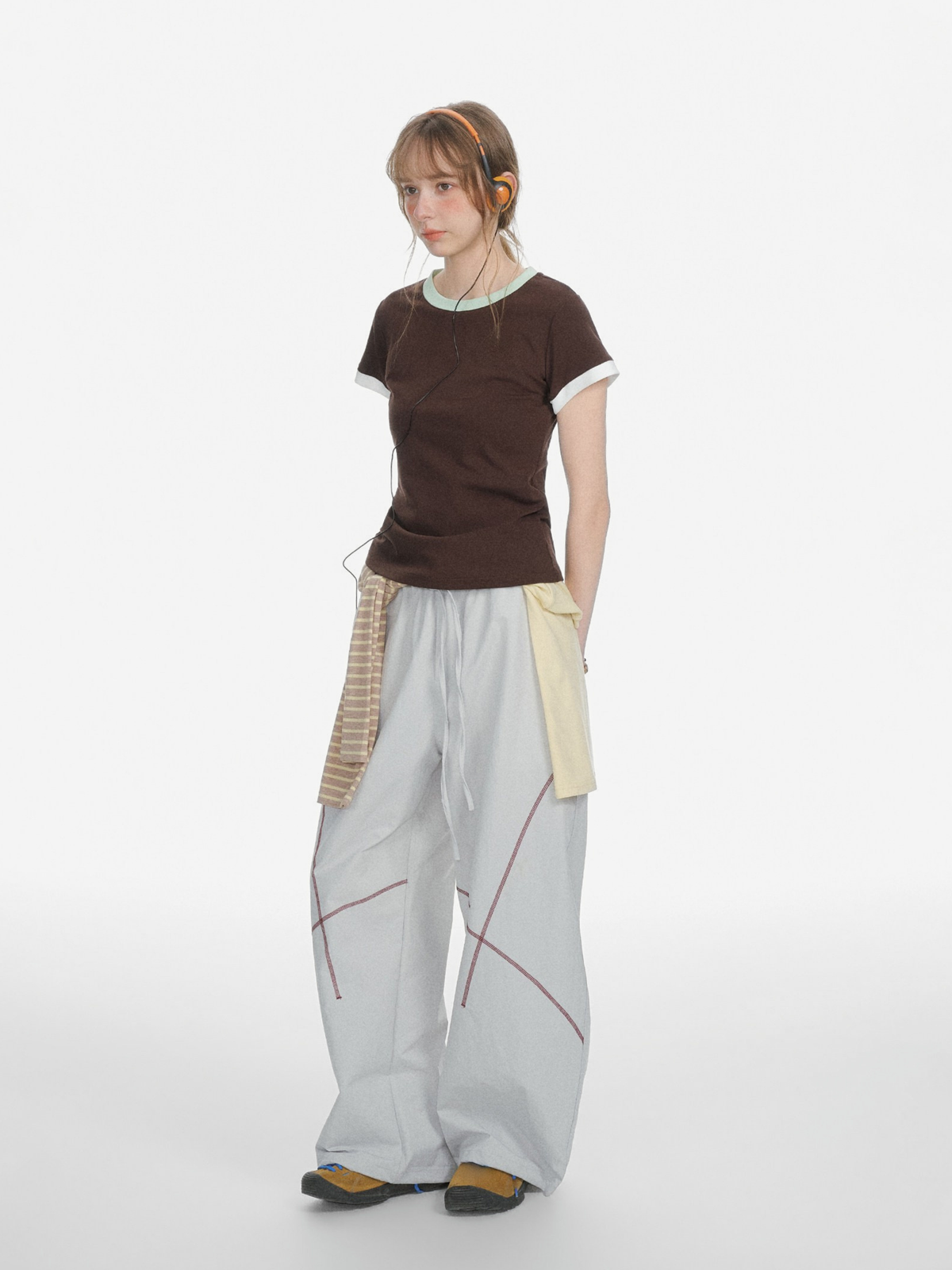 Aquaflow – Damen-T-Shirt in verkürzter Passform mit Color-Block-Design