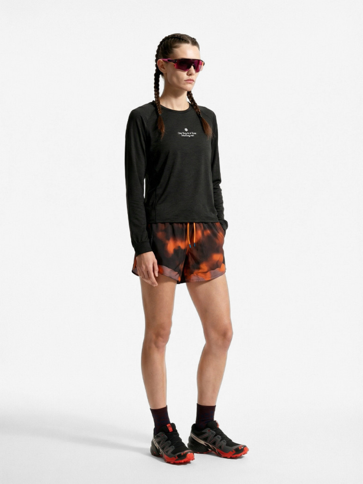 Nocturn – Unisex schnelltrocknendes Grafik-Langarmshirt