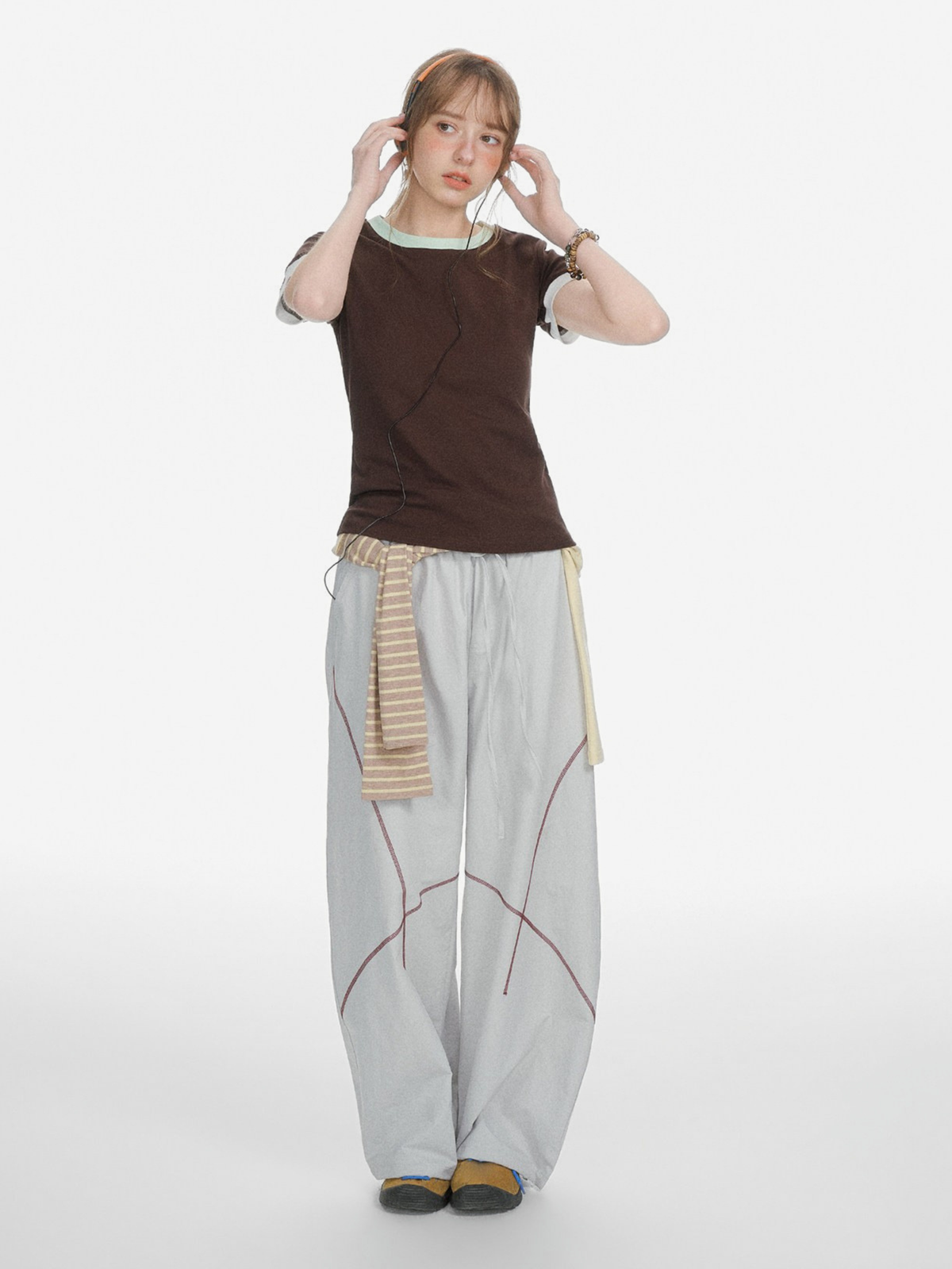 Aquaflow – Damen-T-Shirt in verkürzter Passform mit Color-Block-Design