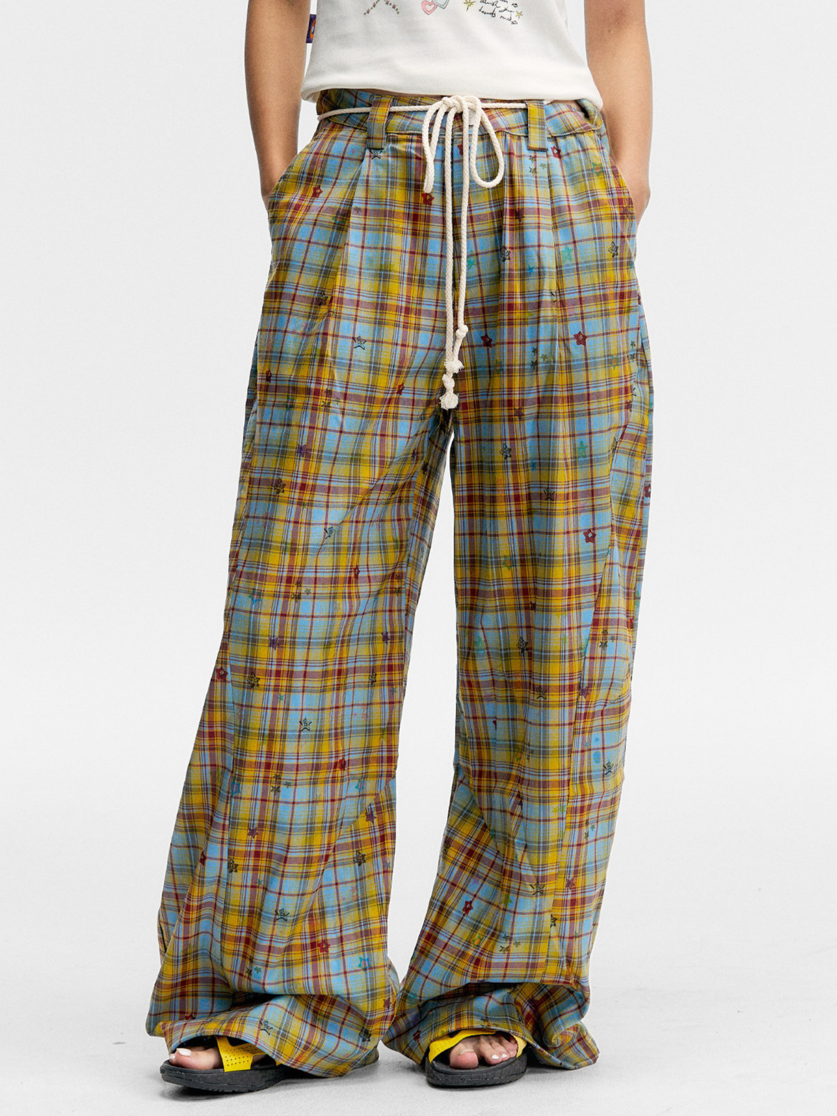 Ashlight - Leichte Damen-Hose mit Sternen-Karomuster und Kordelzug