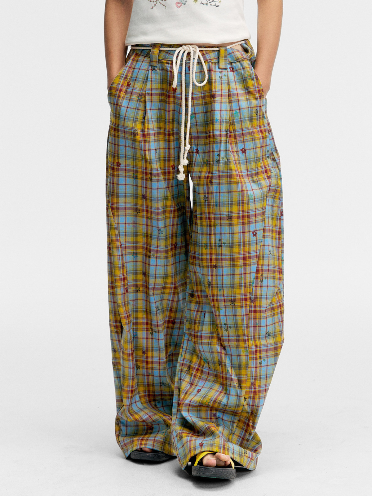 Ashlight - Leichte Damen-Hose mit Sternen-Karomuster und Kordelzug