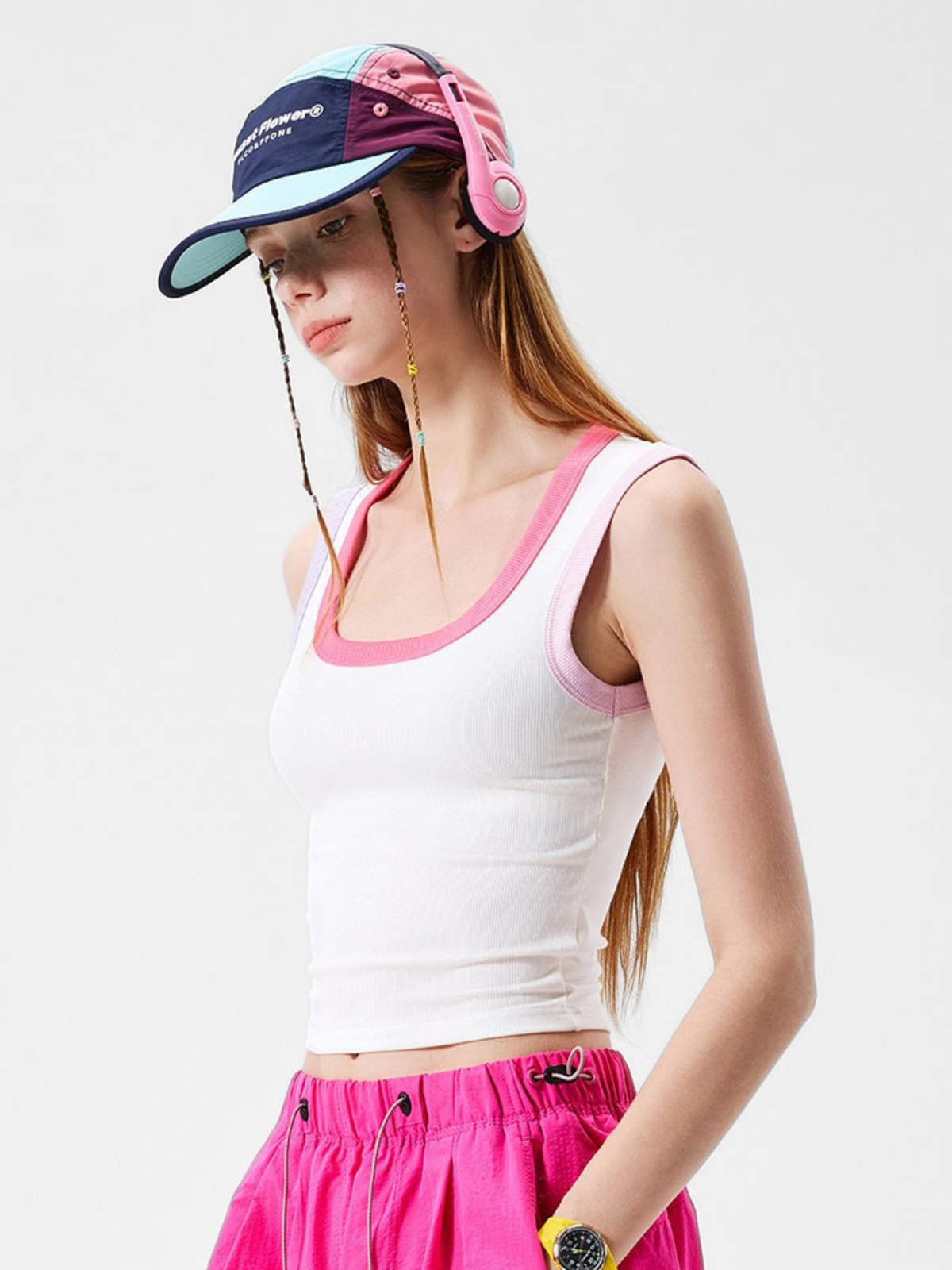 Reverb – Schnelltrocknendes, atmungsaktives Sport-Top für Damen in schmaler Passform