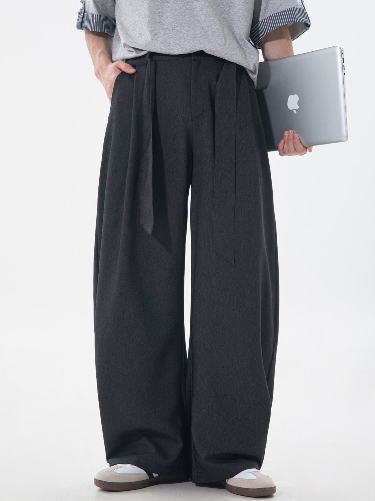 Slowtrail - Herrenhose im Faux-Denim-Look, CleanFit, geschwungener Schnitt
