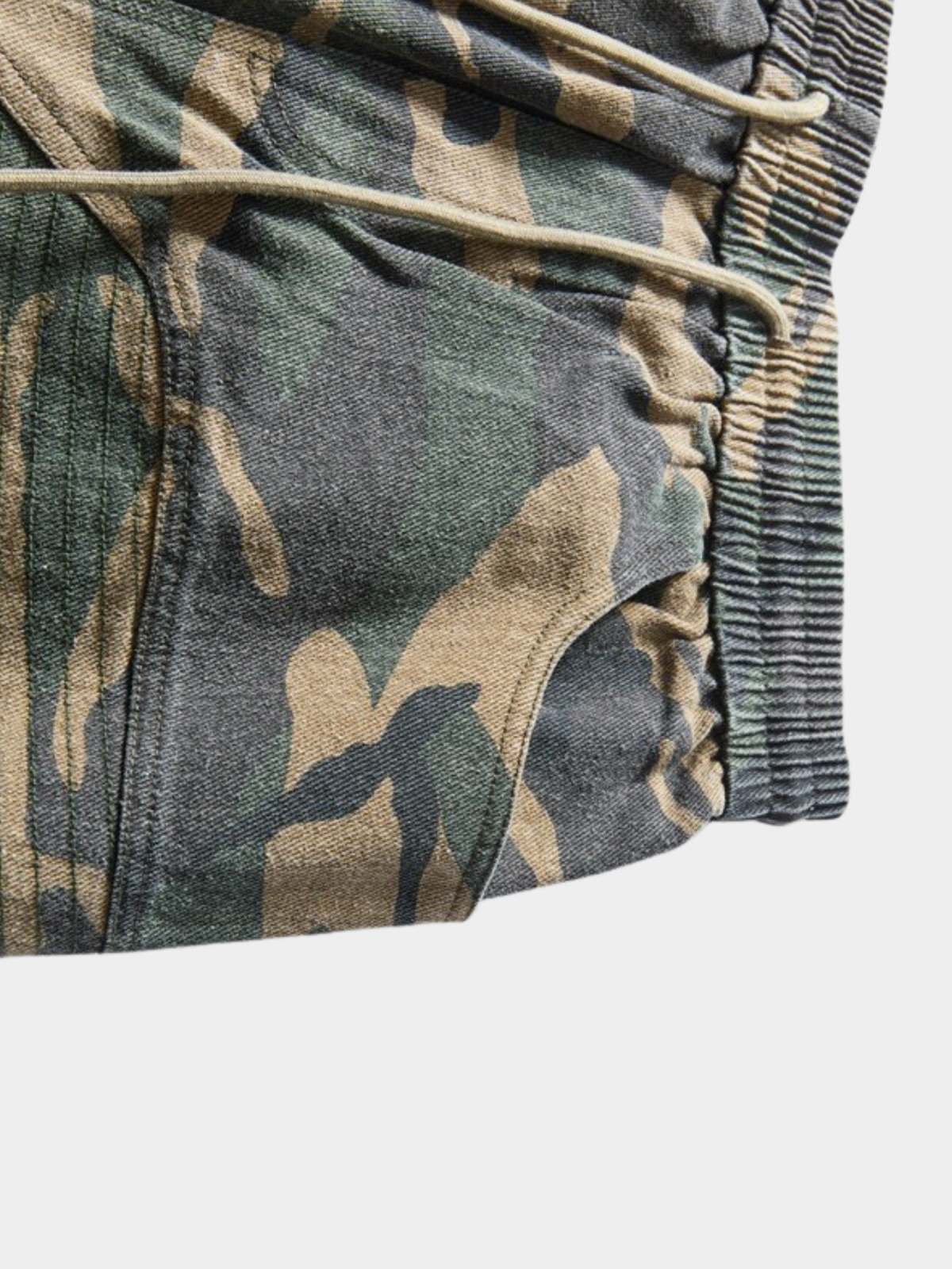 FoxCreek – Damen-Cargoshorts im gewaschenen Camouflage-Look