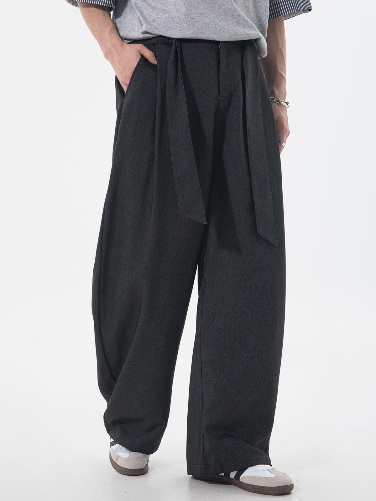 Slowtrail - Herrenhose im Faux-Denim-Look, CleanFit, geschwungener Schnitt