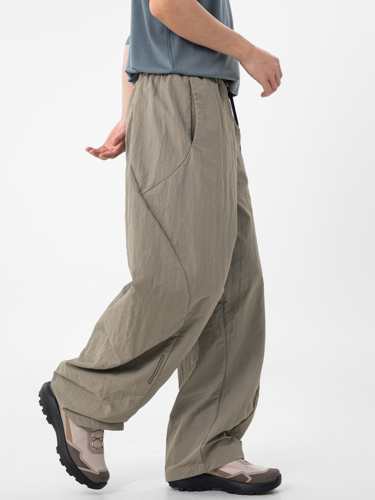 FlowLine – Wasserabweisende Utility-Fallschirmspringerhose