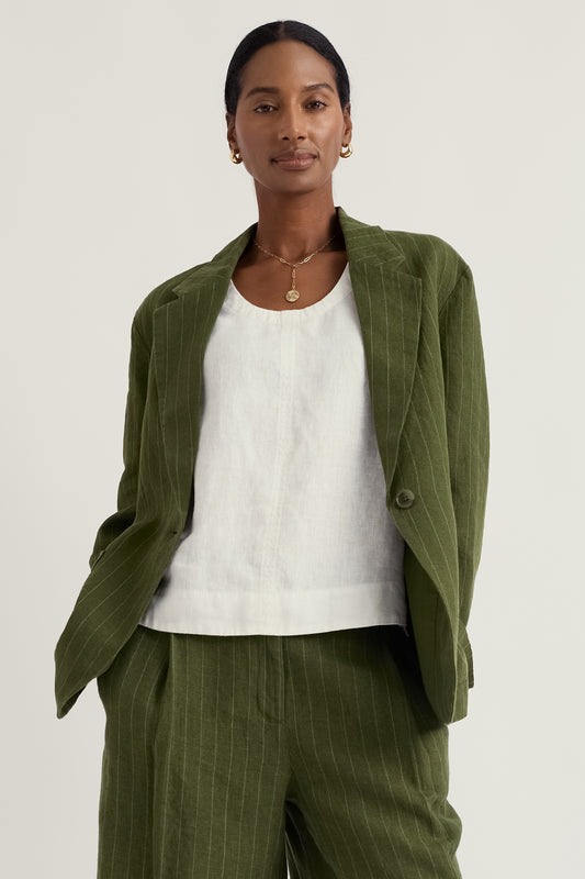 Ambrys Leinenblazer