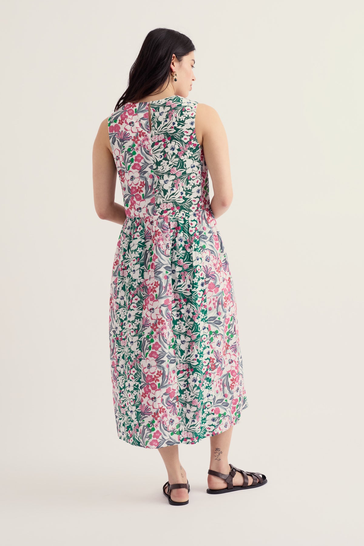 Ärmelloses Tellerkleid